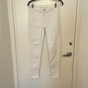 White American Eagle jeans